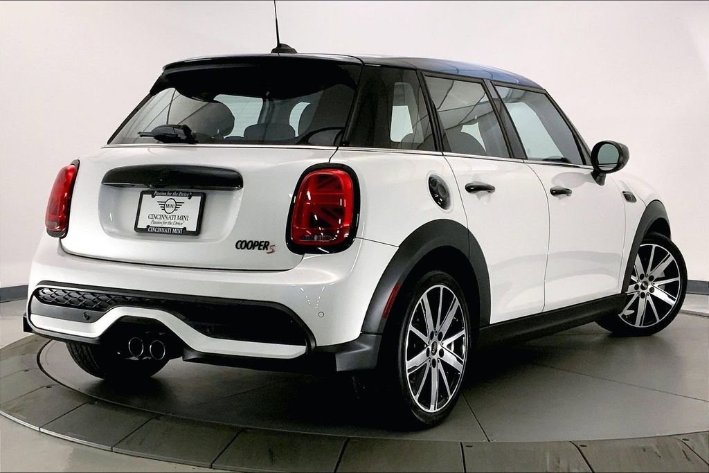 Certified 2024 MINI Cooper S image 12