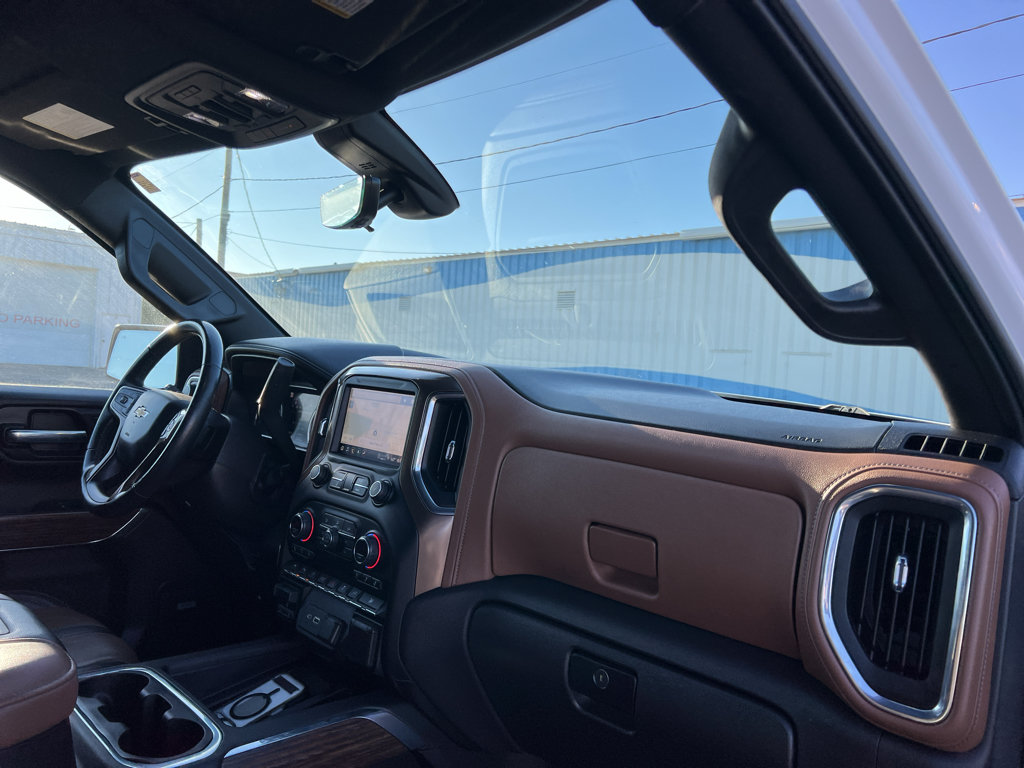 Used 2021 Chevrolet Silverado 1500 High Country w/ Technology Package AWD/4WD image 40