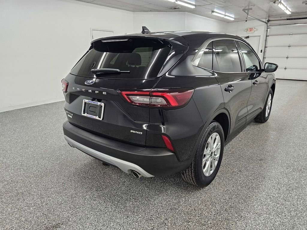 Used 2024 Ford Escape Active AWD/4WD image 4