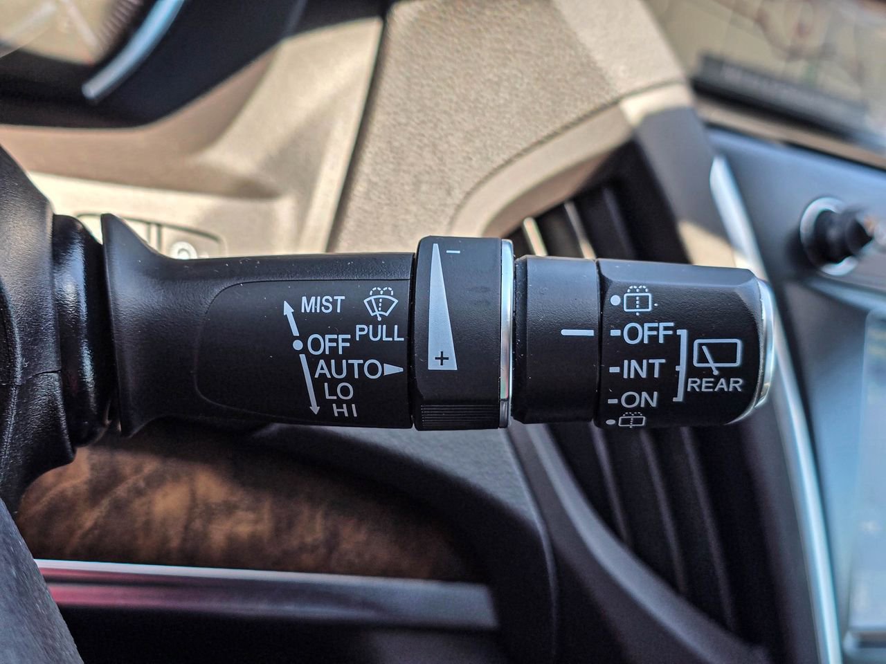 Used 2019 Acura MDX w/ Advance & Entertainment AWD/4WD image 24