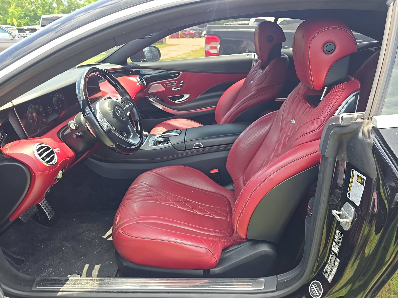 Used 2018 Mercedes-Benz S 560 4MATIC Coupe image 4