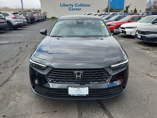 Used 2025 Honda Accord SE image 2