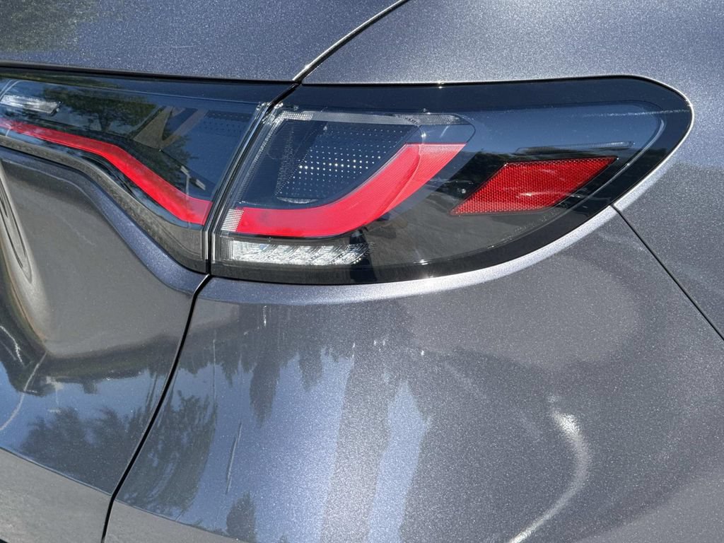 Certified 2026 Honda HR-V LX image 27