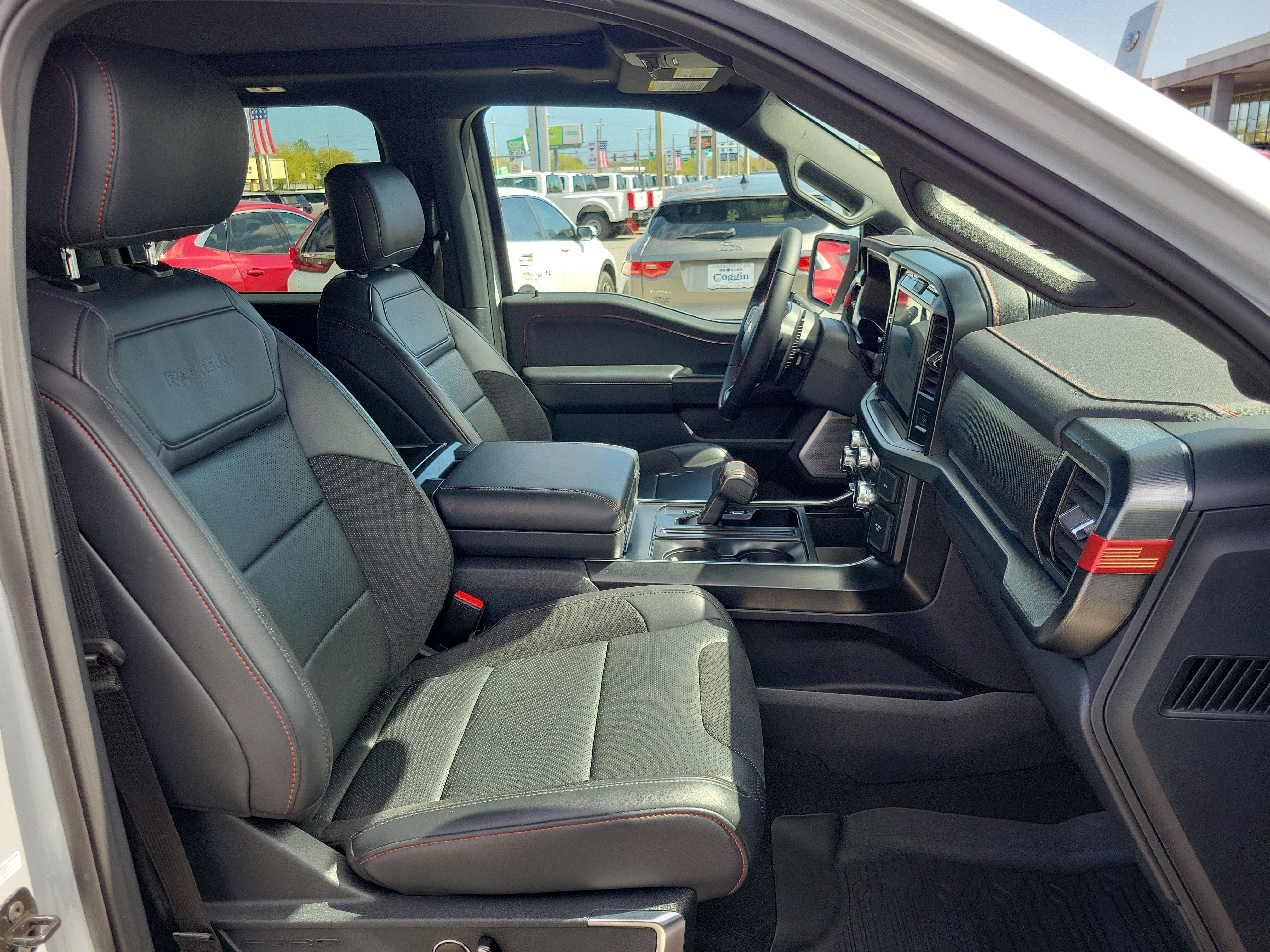 Used 2025 Ford F150 Raptor image 32