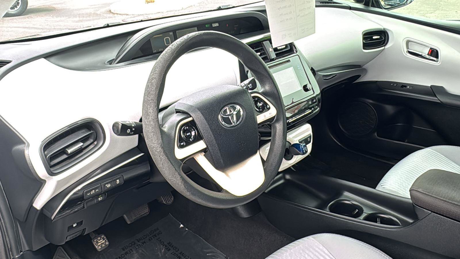 Used 2018 Toyota Prius Two w/ Prius Two Safety Plus Package image 20