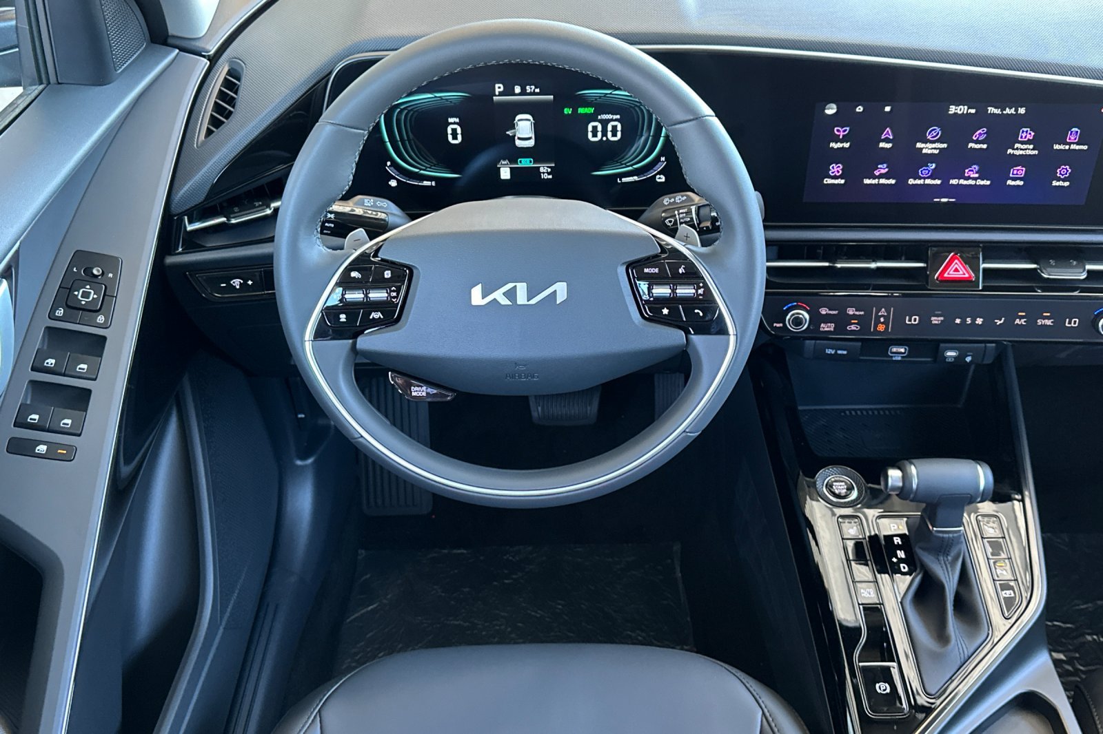 New 2026 Kia Niro EX FWD image 14