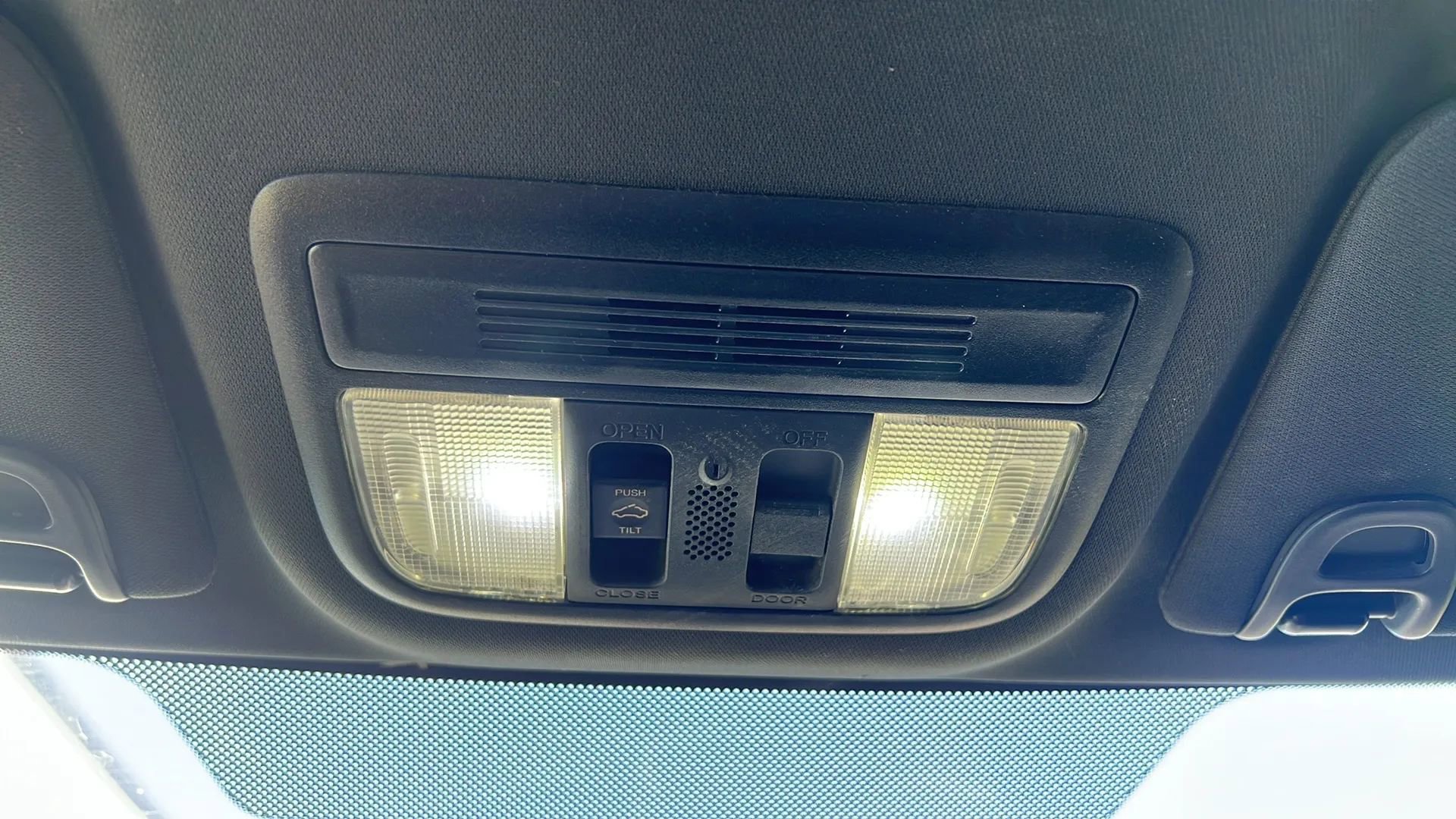 Used 2018 Honda Civic Si image 22