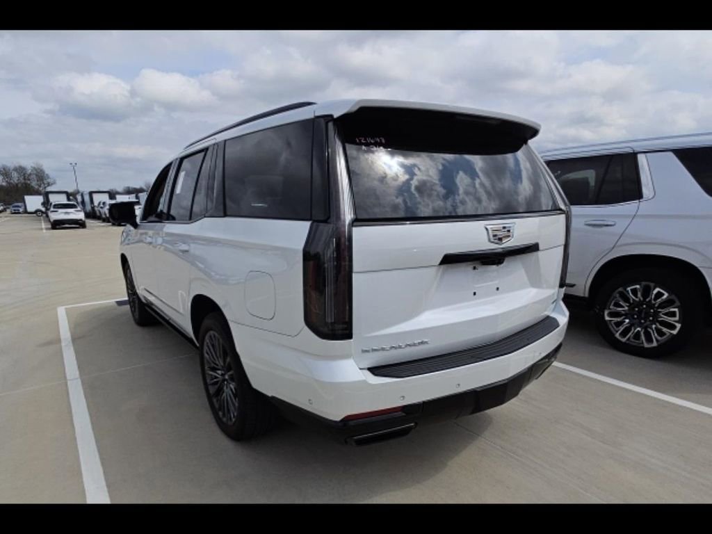 Used 2025 Cadillac Escalade Sport Platinum AWD/4WD image 8