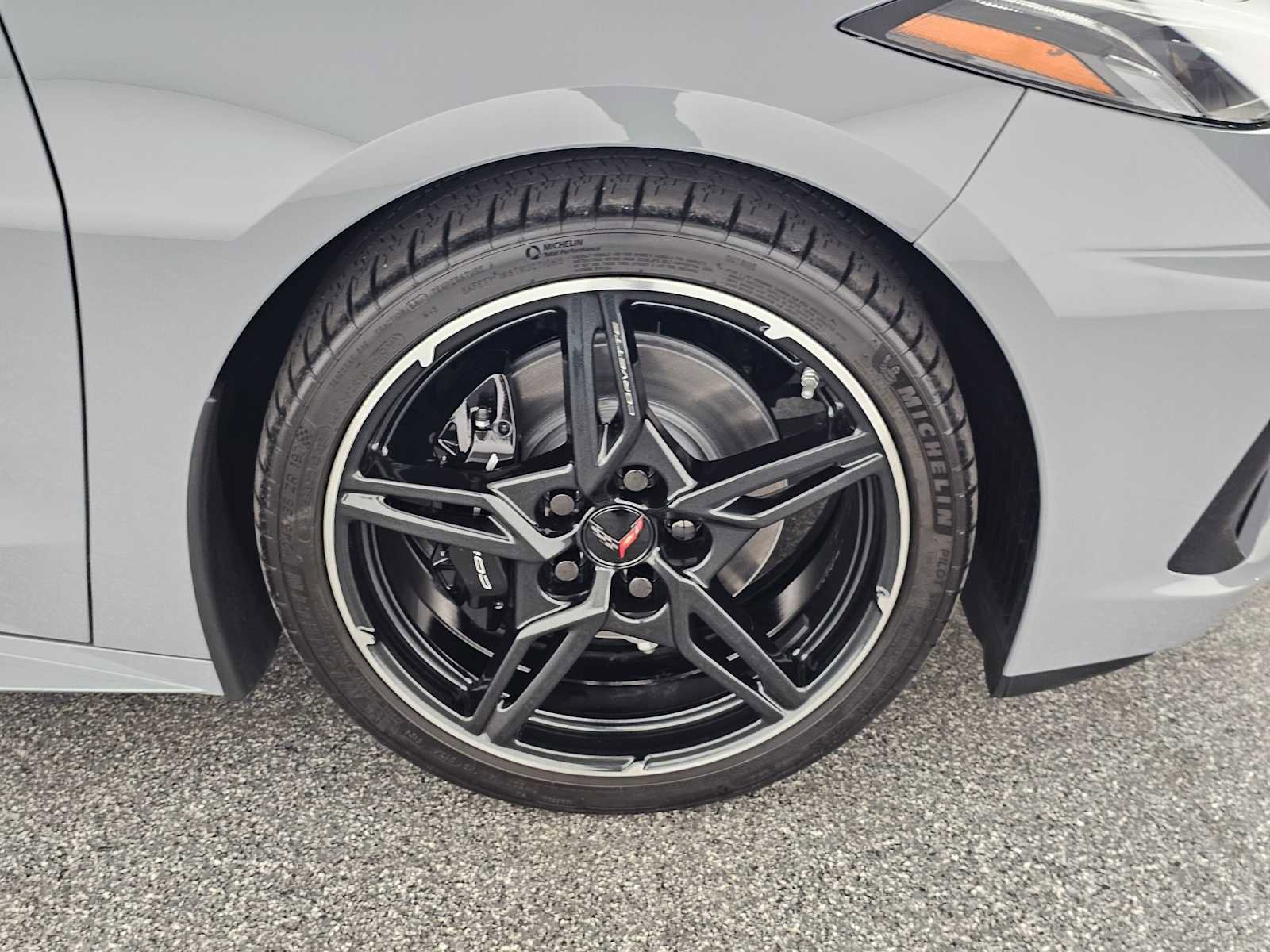 Used 2025 Chevrolet Corvette Stingray Coupe w/ 1LT RWD image 9