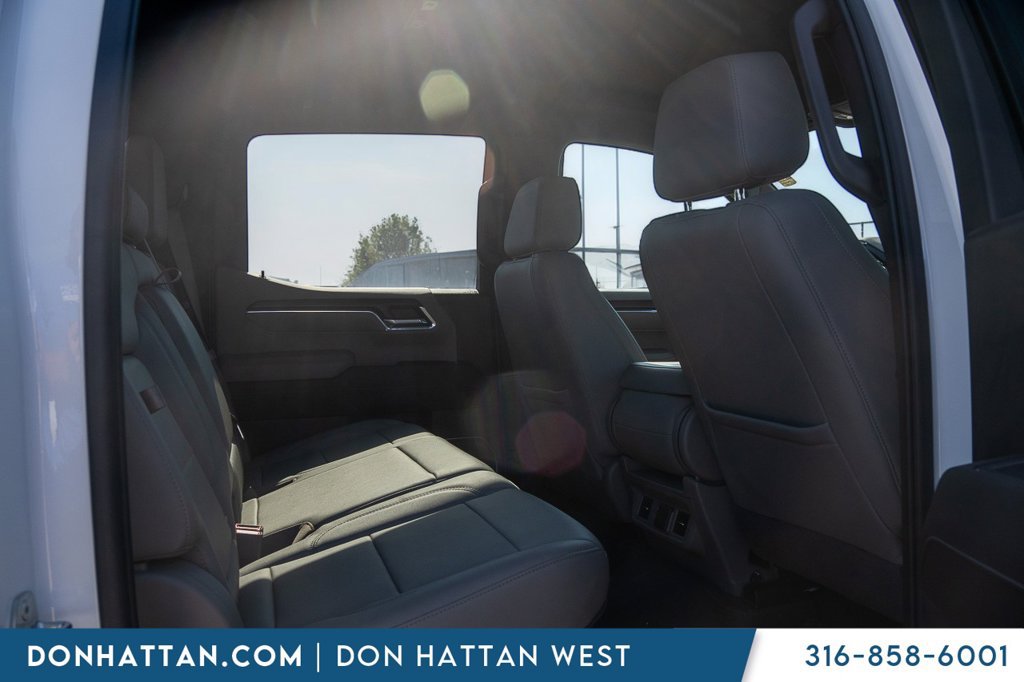 Used 2022 GMC Sierra 1500 SLT AWD/4WD image 22