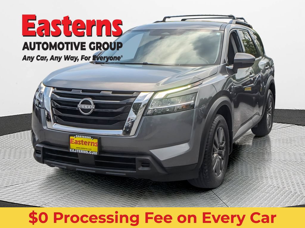 Used 2022 Nissan Pathfinder SV