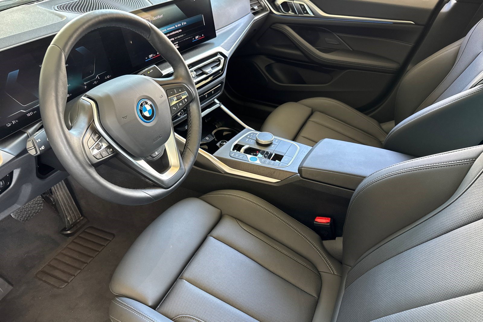 Certified 2023 BMW i4 eDrive40 w/ Premium Package RWD image 4