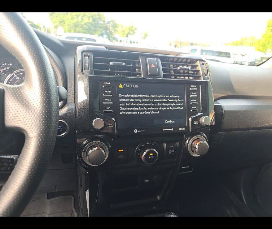Used 2021 Toyota 4Runner Venture w/ Moonroof Package AWD/4WD image 5