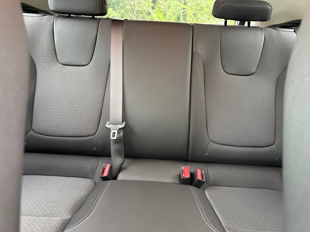 Used 2024 Buick Encore GX Preferred AWD/4WD image 21