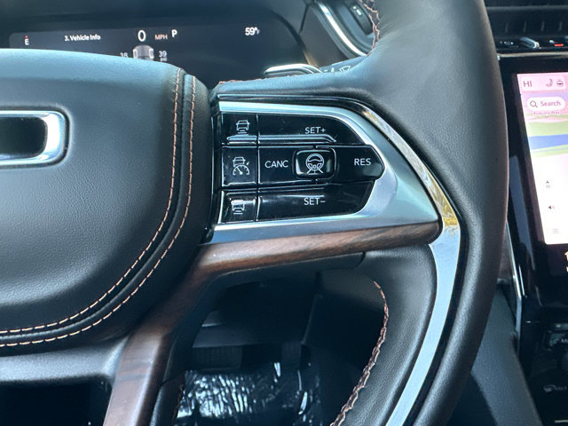 Used 2025 Jeep Grand Cherokee Summit w/ Obsidian Package image 20