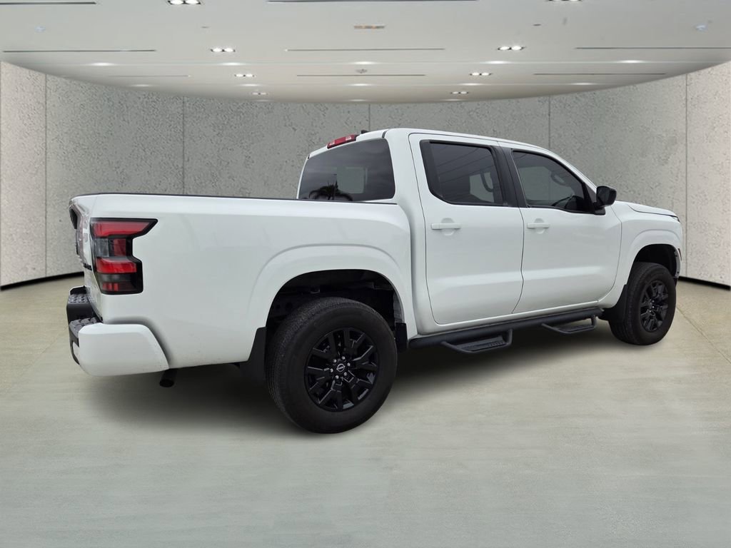 Used 2023 Nissan Frontier SV w/ Midnight Edition Package image 3