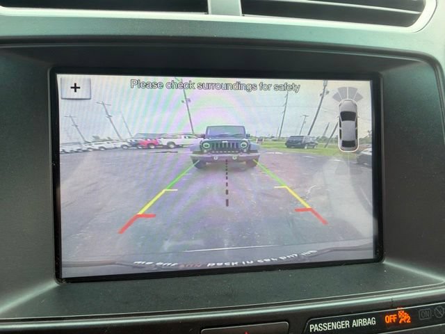 Used 2017 Ford Explorer XLT w/ Equipment Group 202A AWD/4WD image 19