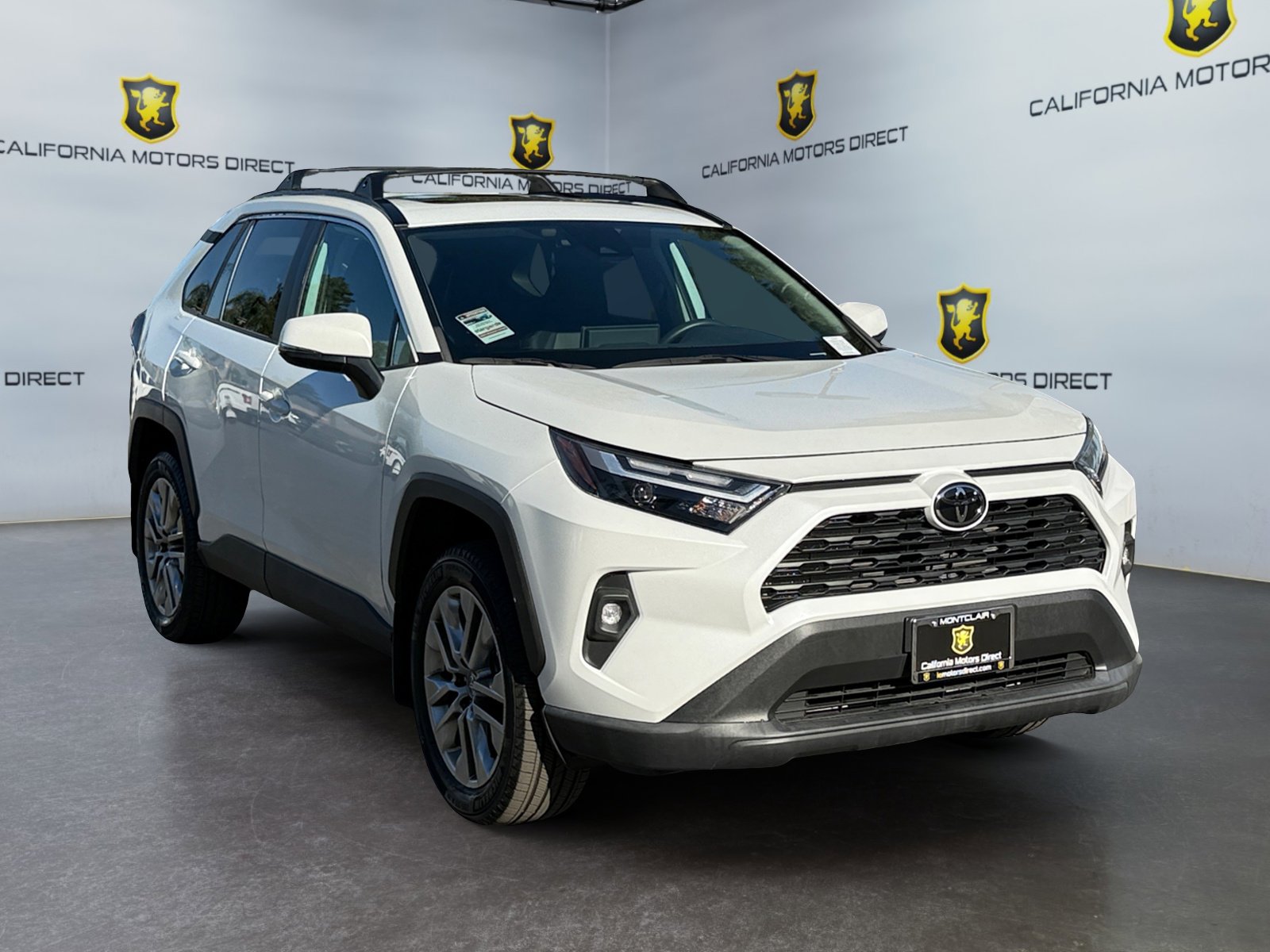 Used 2023 Toyota RAV4 XLE Premium image 7