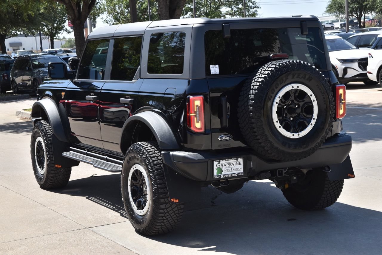 Used 2023 Ford Bronco Badlands w/ Sasquatch Package AWD/4WD image 10