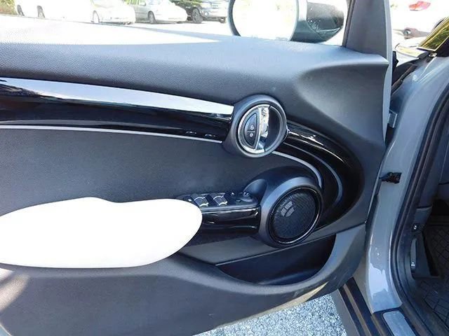 Used 2023 MINI Cooper S image 12