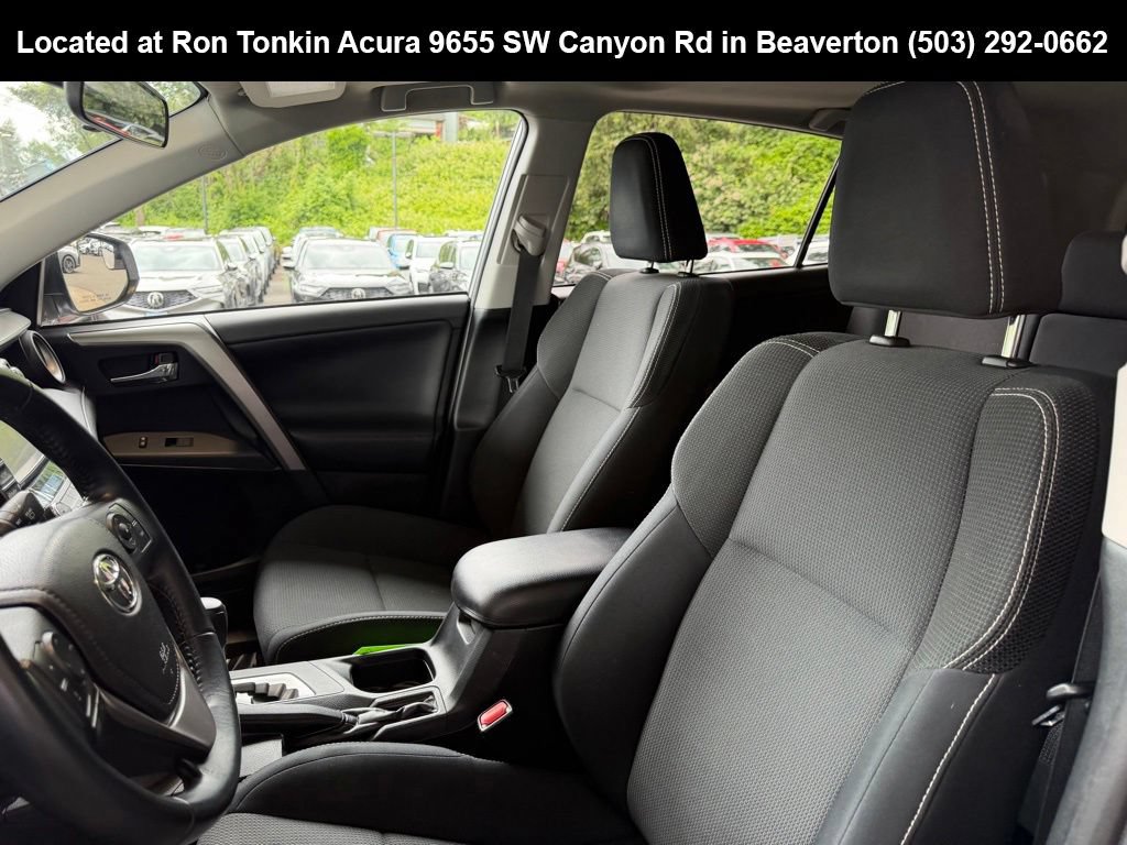 Used 2016 Toyota RAV4 XLE AWD/4WD image 14