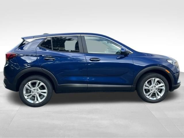 Used 2023 Buick Encore GX Preferred w/ Cold Weather Comfort Package AWD/4WD image 11