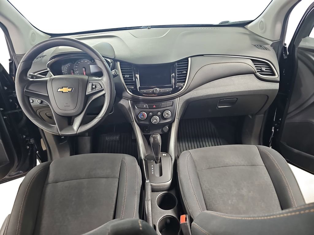 Used 2019 Chevrolet Trax LS w/ LPO, Cargo Package AWD/4WD image 11