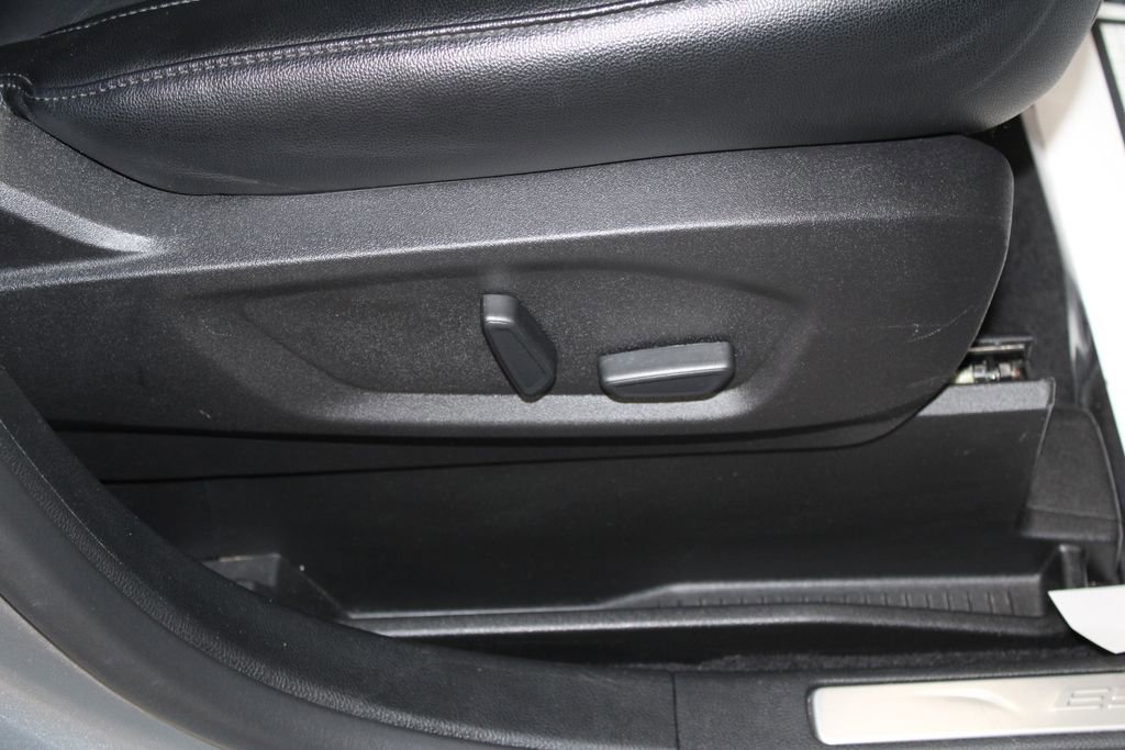 Used 2022 Ford Edge Titanium image 32