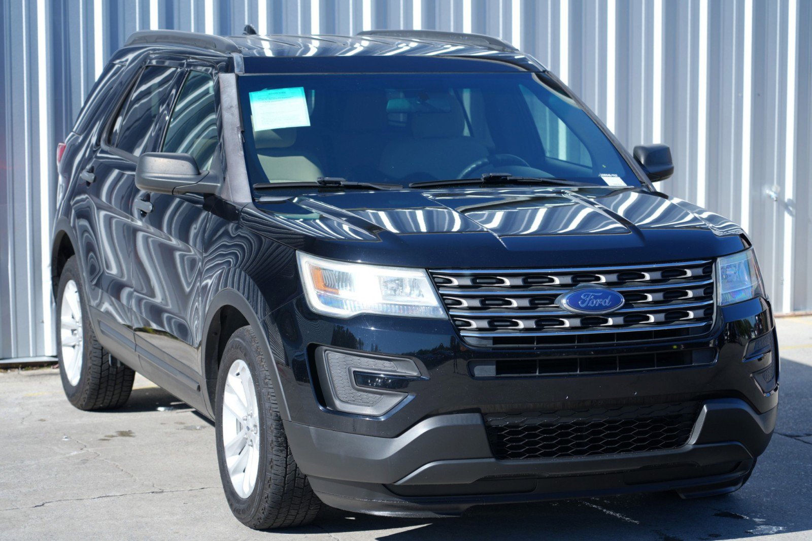 Used 2017 Ford Explorer FWD image 46