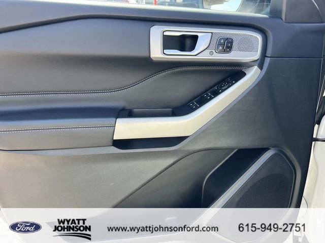 Certified 2023 Ford Explorer Limited w/ Equipment Group 301A image 25