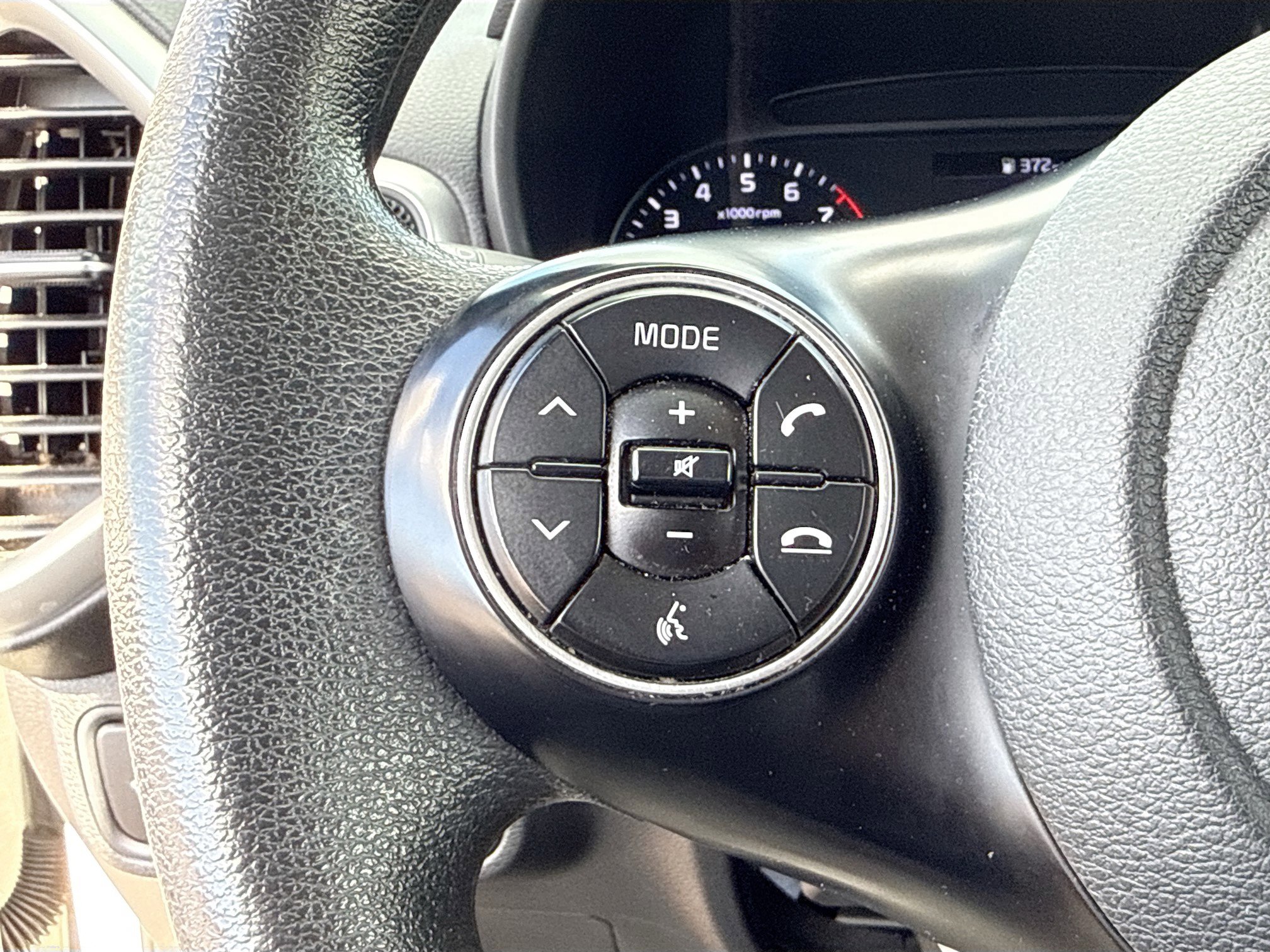 Used 2022 Kia Soul LX image 33