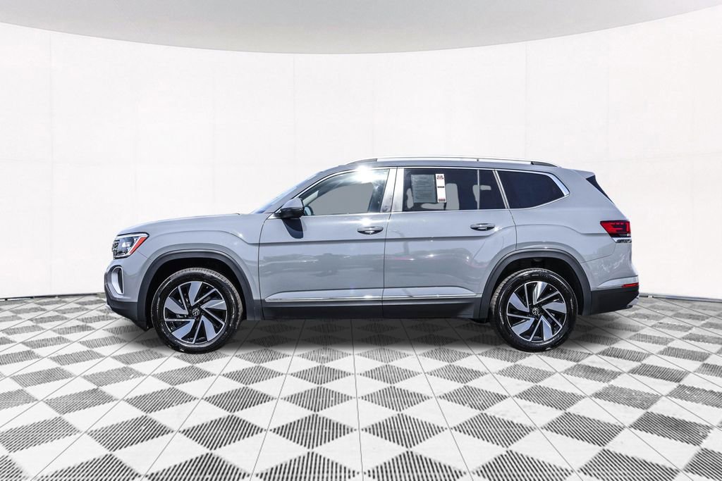 Certified 2025 Volkswagen Atlas SEL AWD/4WD image 16