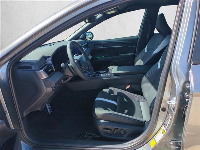 New 2026 Toyota Camry SE w/ Multimedia Upgrade Package FWD image 4