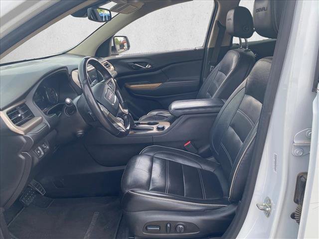 Used 2019 GMC Acadia Denali w/ Technology Package FWD image 23