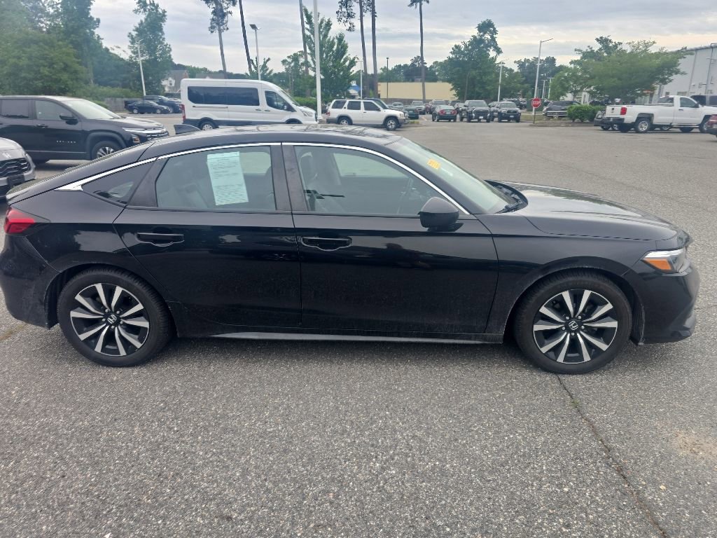 Used 2022 Honda Civic EX-L image 4