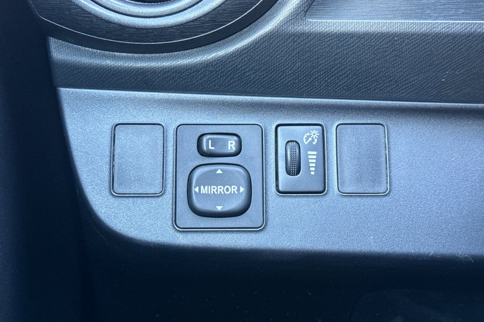 Used 2015 Toyota Prius C One FWD image 41