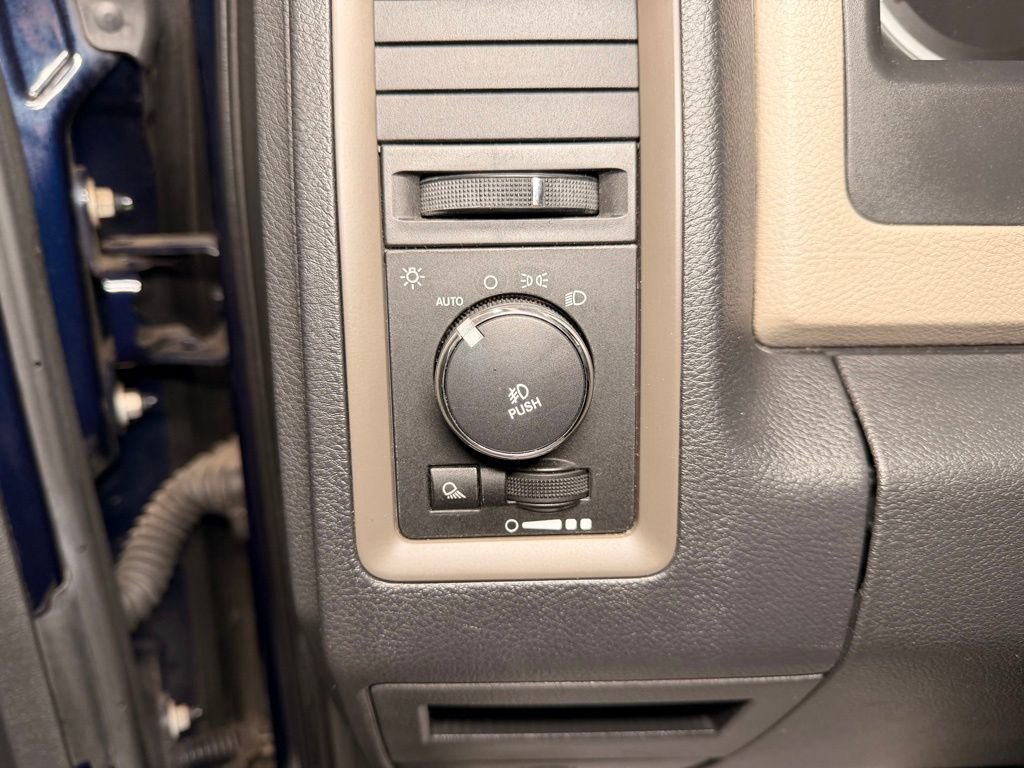 Used 2012 RAM 1500 Express AWD/4WD image 4