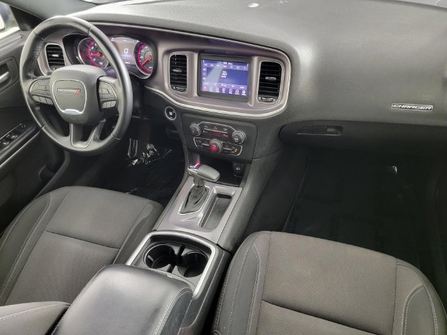 Used 2019 Dodge Charger SXT RWD image 32