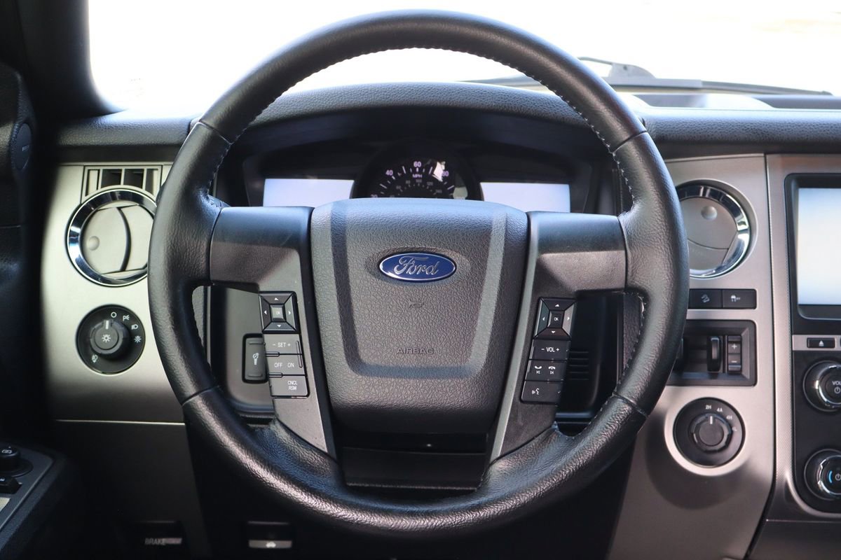 Used 2015 Ford Expedition EL XLT w/ Equipment Group 202A image 18