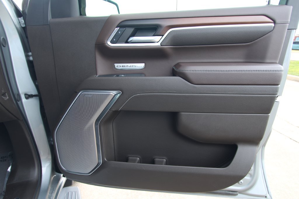 Used 2024 GMC Sierra 1500 Denali w/ Technology Package RWD image 37