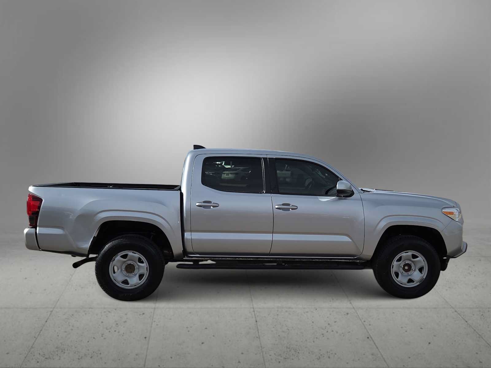 Used 2022 Toyota Tacoma SR w/ SR Convenience Package RWD image 9