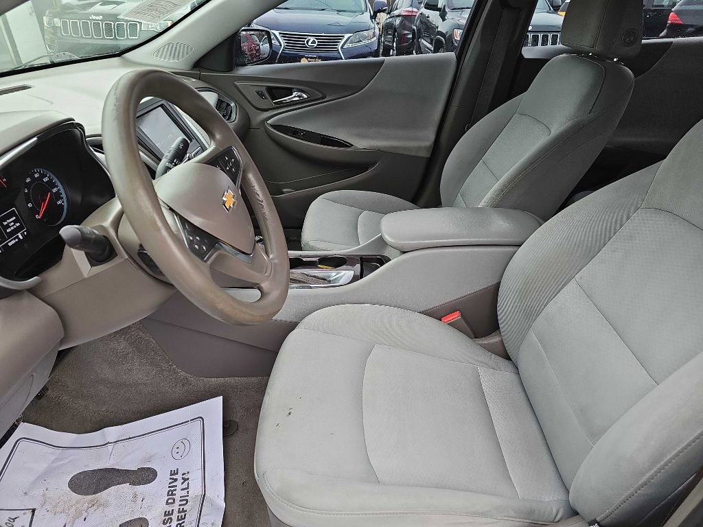 Used 2017 Chevrolet Malibu LS image 23