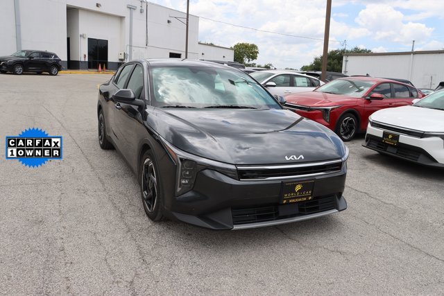 Certified 2025 Kia K4 EX