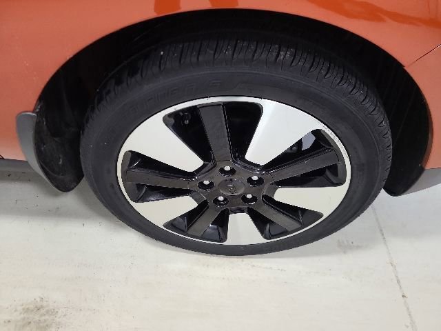 Used 2018 Kia Soul + FWD image 34