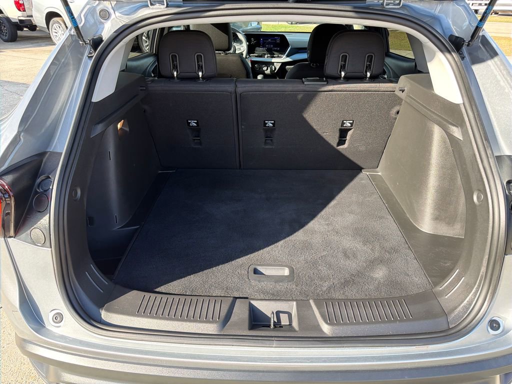 Used 2024 Chevrolet Trax LS w/ LS Convenience Package image 20