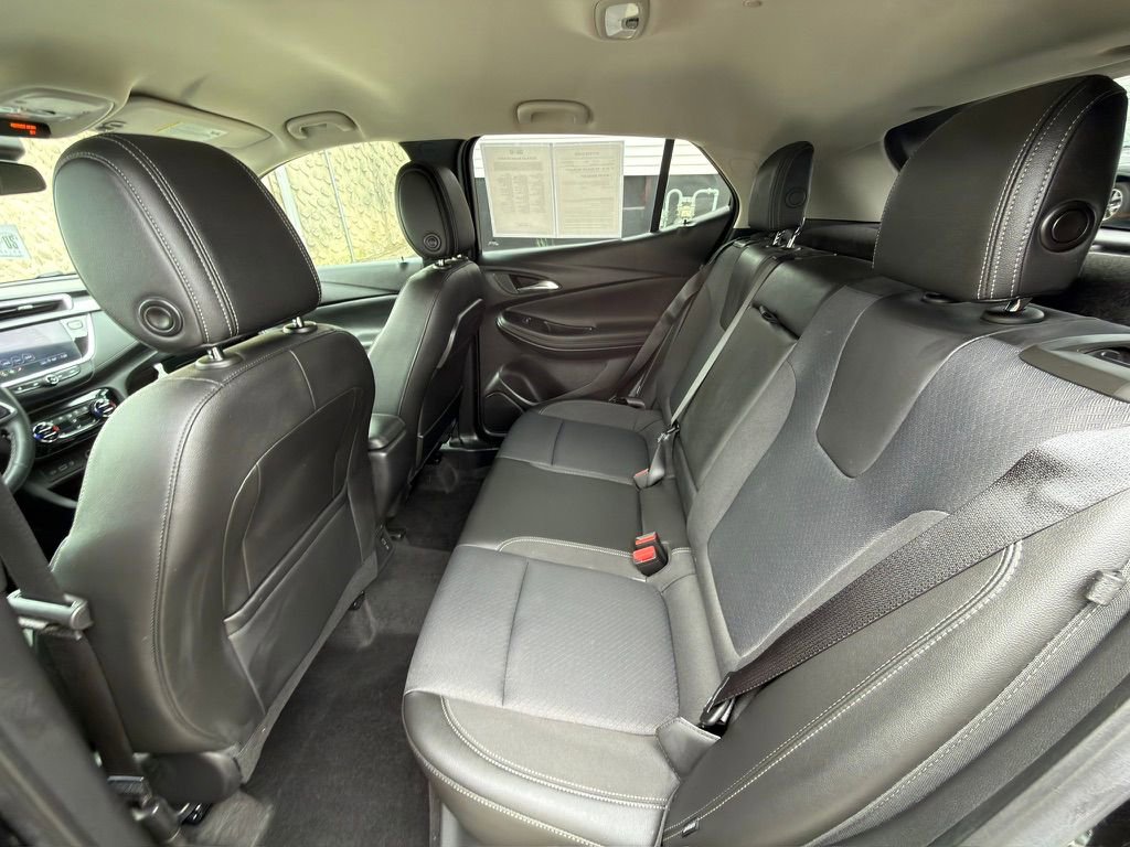 Used 2023 Buick Encore GX Select w/ Sport Touring Package AWD/4WD image 24