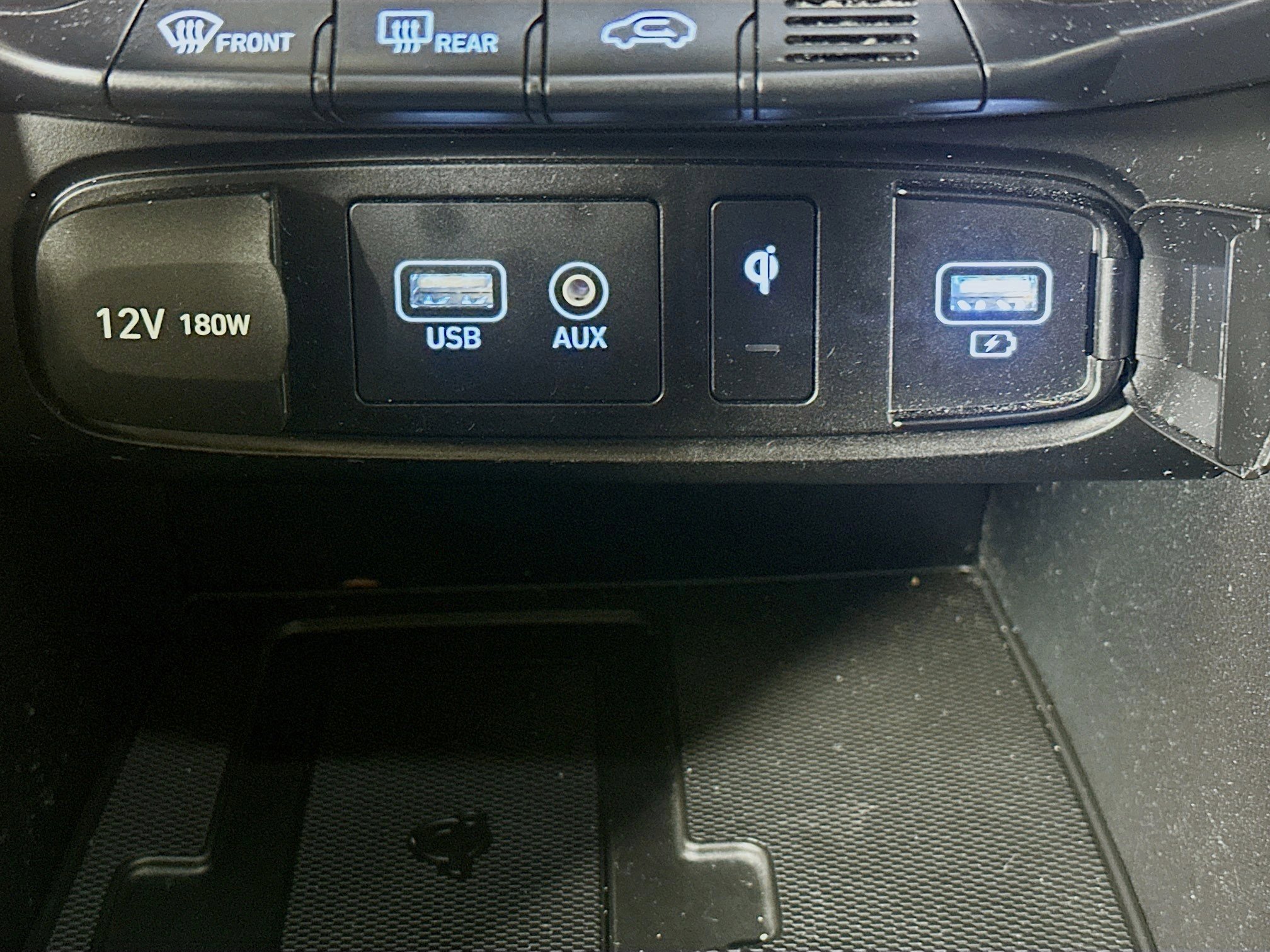 Used 2019 Hyundai Veloster 2.0 Premium image 26