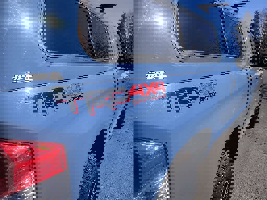 Used 2019 Toyota Tundra SR5 w/ TRD Off Road Package image 25