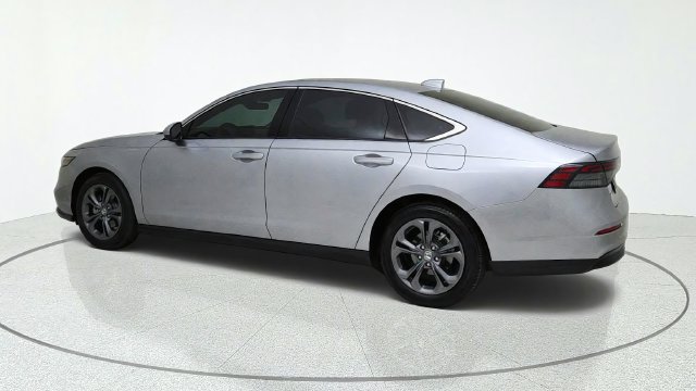 Used 2023 Honda Accord EX image 3