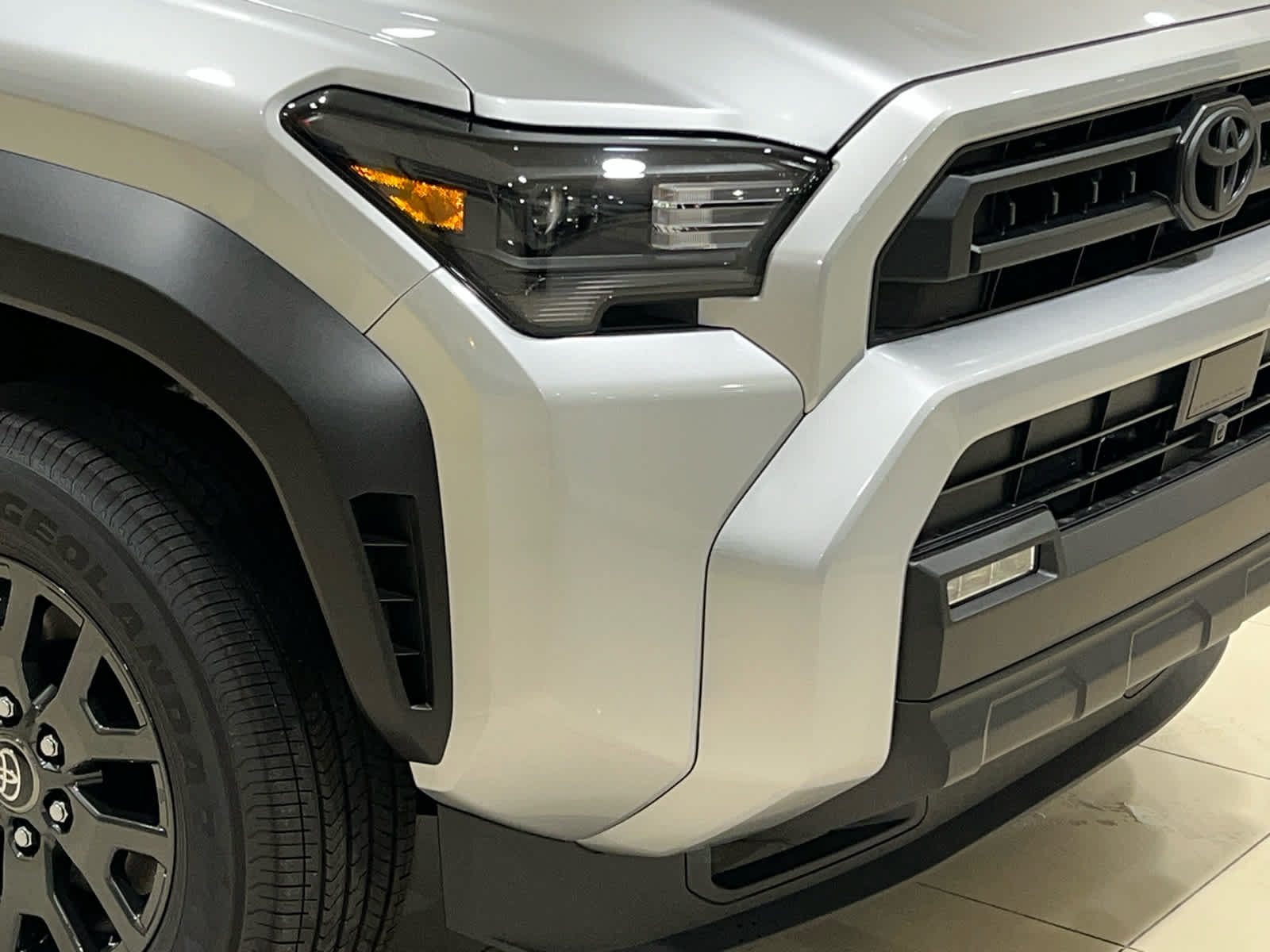 New 2026 Toyota 4Runner SR5 AWD/4WD image 2